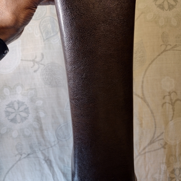 Sag Harbor Gray and Brown Tote Bag - Picture 5 of 9